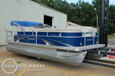 2011 Sweetwater 180 C