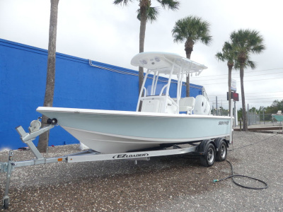 2027 Sea Pro 210 Bay