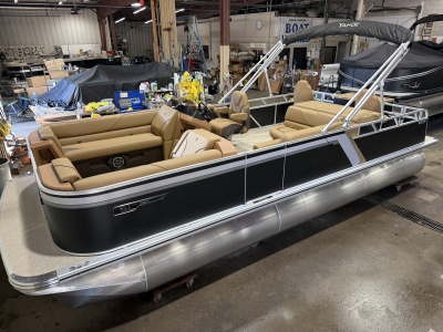 2027 Tahoe Sport 2385 Rear Fish & Honda 4-Stroke EFI