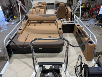 2027 Tahoe LTZ 2385 Swingback (VRB) Tritoon & Honda 4-Stroke EFI