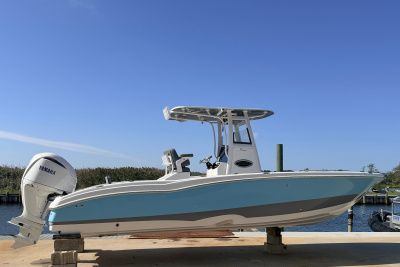 2025 Nautic Star 251 Hybrid