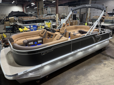 2027 Tahoe LTZ 2385 Elite Cruise & Honda 4-Stroke EFI