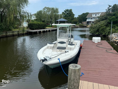 2019 Robalo 226 Cayman