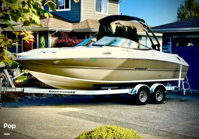 2020 Stingray 235LR