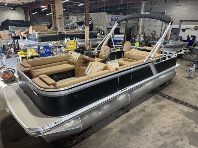 2027 Tahoe Sport 2385 Rear Fish & Honda 4-Stroke EFI