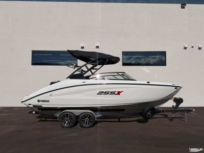 2027 Yamaha 255XD
