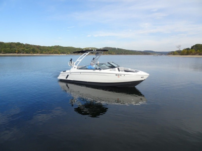 2023 Cobalt R4 Surf