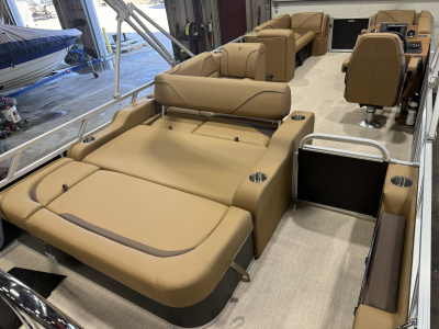 2027 Tahoe Sport 2385 Swingback (VRB) SE Pontoon & Honda 115HP 4-Stroke EFI