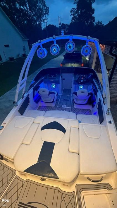 2017 Chaparral 21 H2O Sport