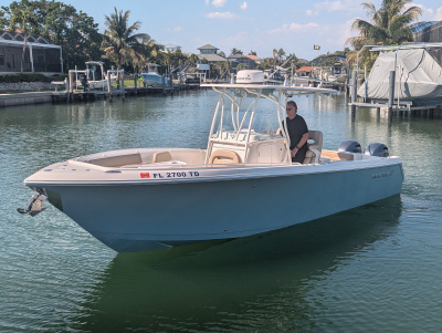 2018 Sailfish 270CC
