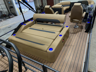 2027 Bentley Legacy 220 Swingback & Honda 115HP 4-Stroke EFI