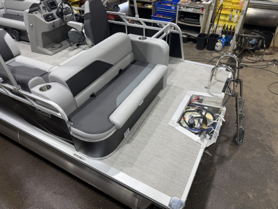 2027 Tahoe Sport 1980 Cruise Rear Bench (CRB) & Honda 90HP 4-Stroke EFI