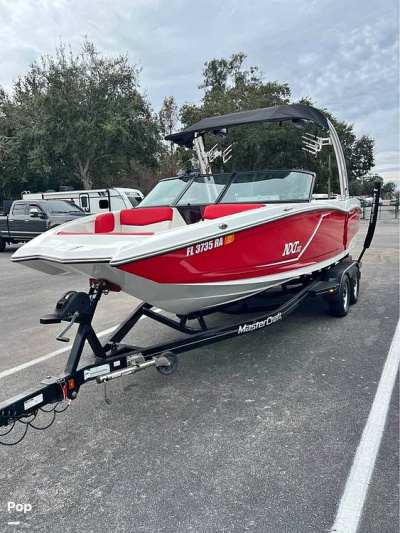 2016 Mastercraft 22NXT