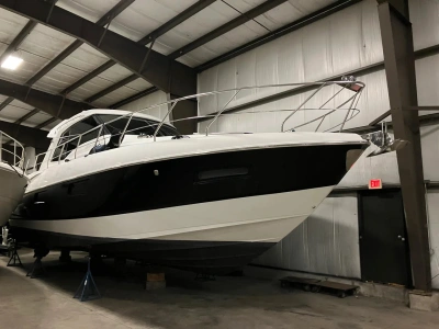 2016 Cruisers Yachts 48 CANTIUS