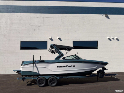 2027 Mastercraft XT24