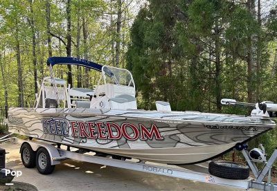 2021 Robalo 226 Cayman