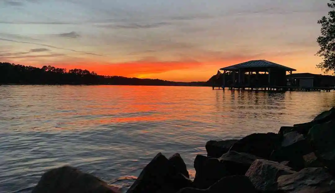 Lake Gaston Community
